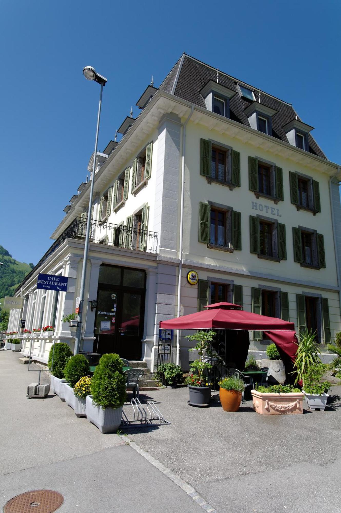 Maison D'Hotes De La Gare Montbovon Екстериор снимка
