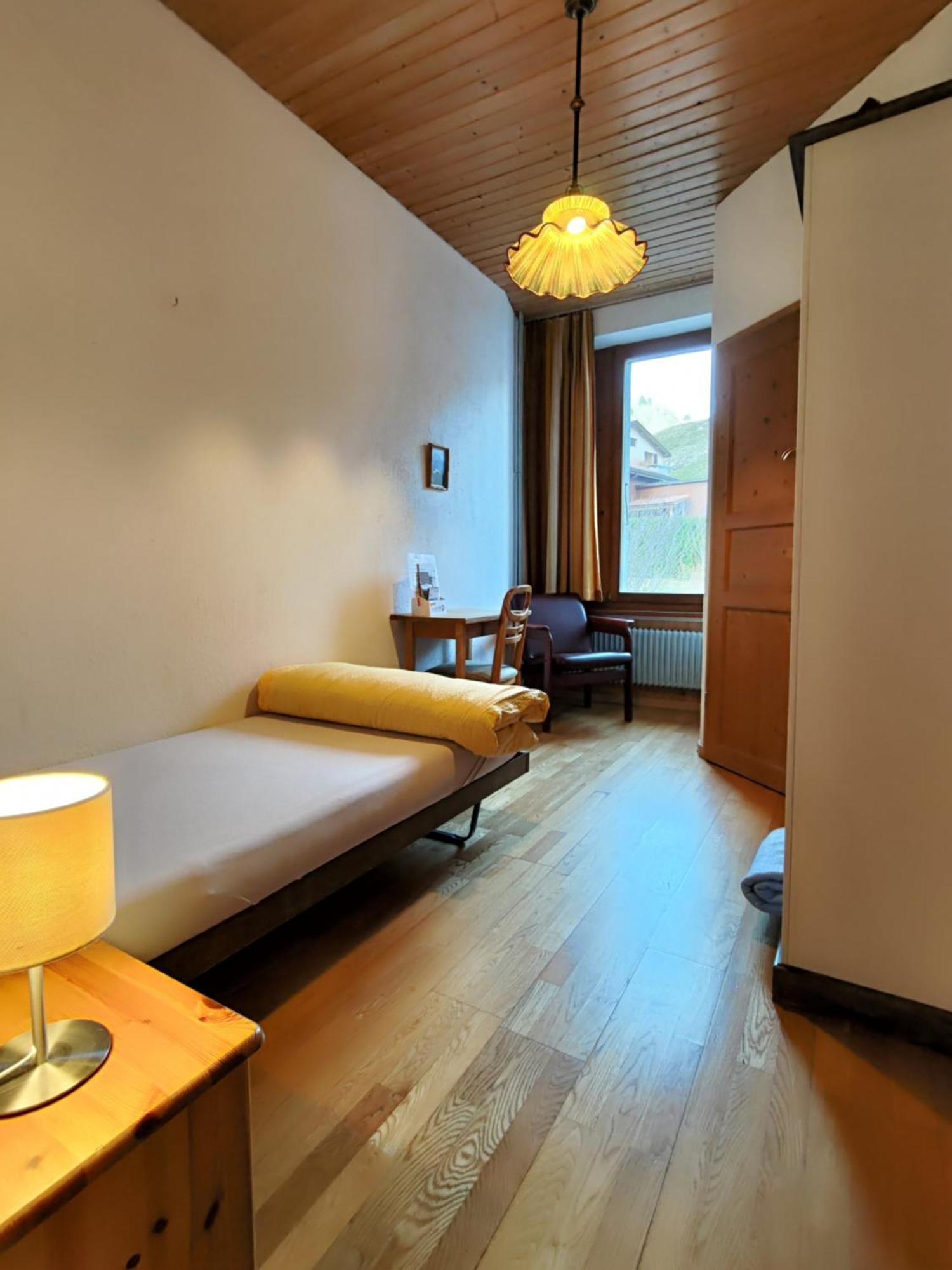 Maison D'Hotes De La Gare Montbovon Екстериор снимка