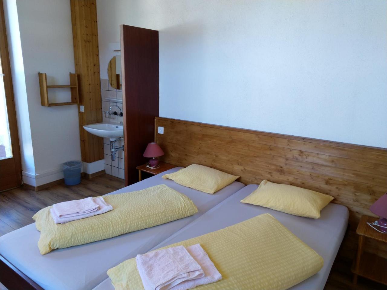 Maison D'Hotes De La Gare Montbovon Стая снимка